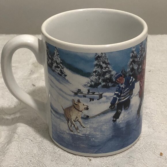 TIM HORTONS Limited Edition, #003 Mug ~ 2003 "SKATING POND", England - Picture 2 of 5